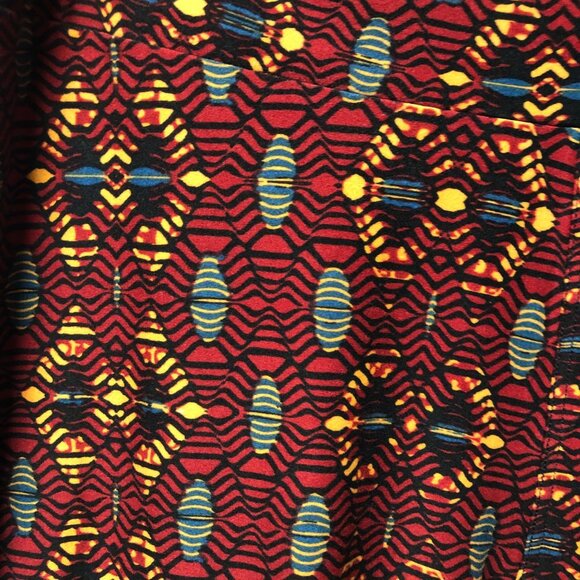 Lularoe Tall Curvy Leggings Tribal Print Red Yellow Blue Stretchy Soft Pants - Picture 4 of 5